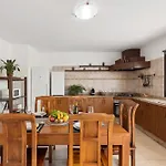 Nyaraló Casa Valeria *