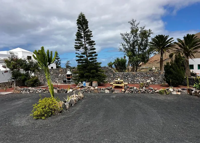 Casa Valeria تيناجون